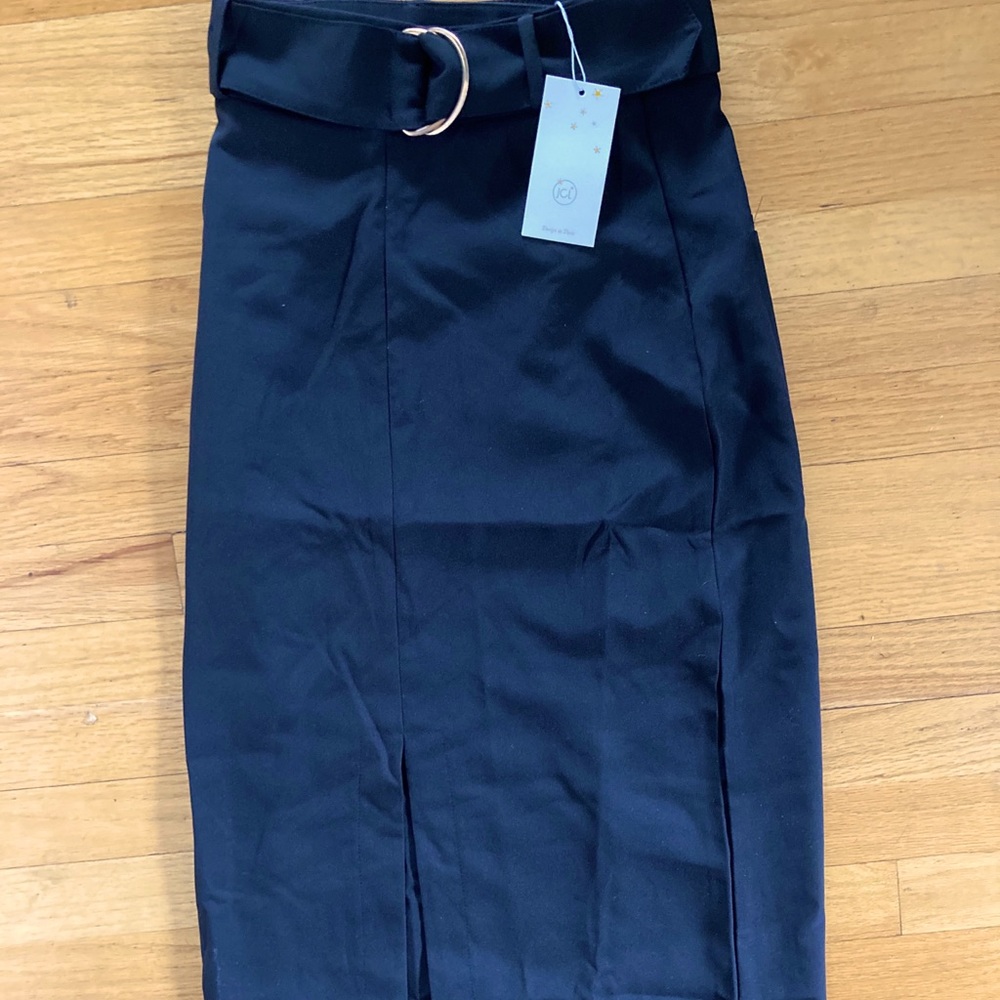 NWT high waisted black skirt with belt